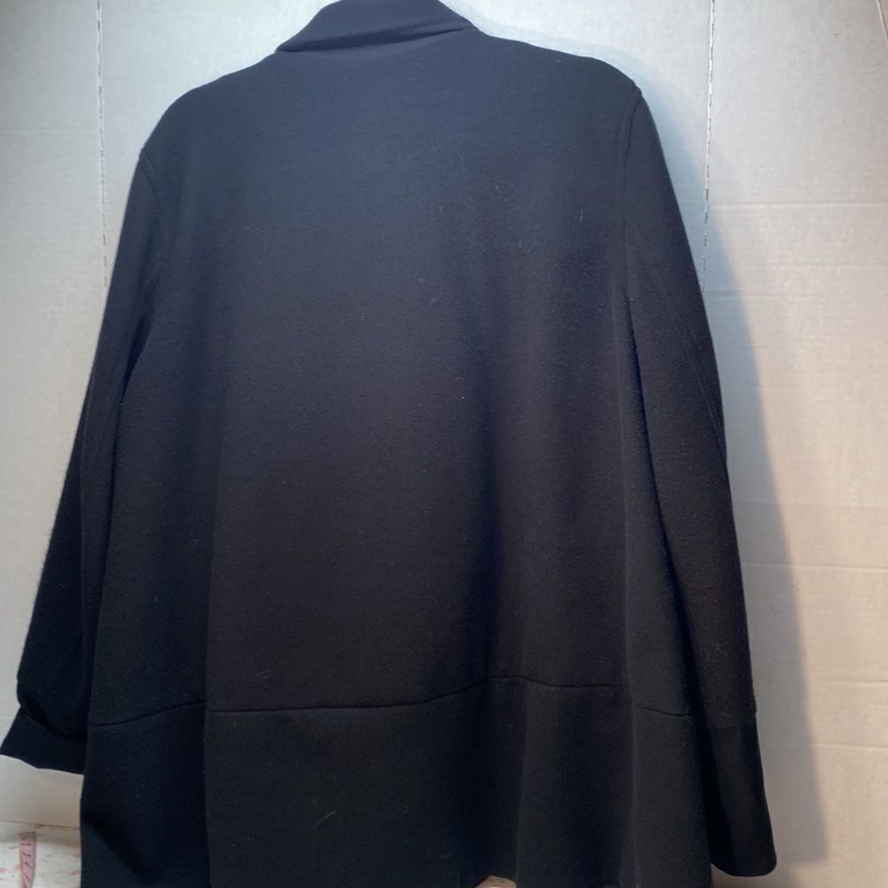 Legacy X LOGO Jacket - Picture 7 of 8